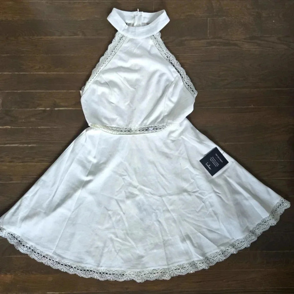 NWT Lulus Reach Out My Hand White Lace Skater Dress size small - Picture 2 of 12